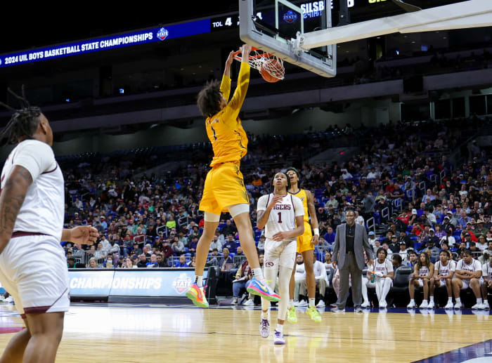 oak cliff faith family silsbee texas uil class 4a title tommy hays 2024 Oak Cliff Faith Family vs Silsbee 10